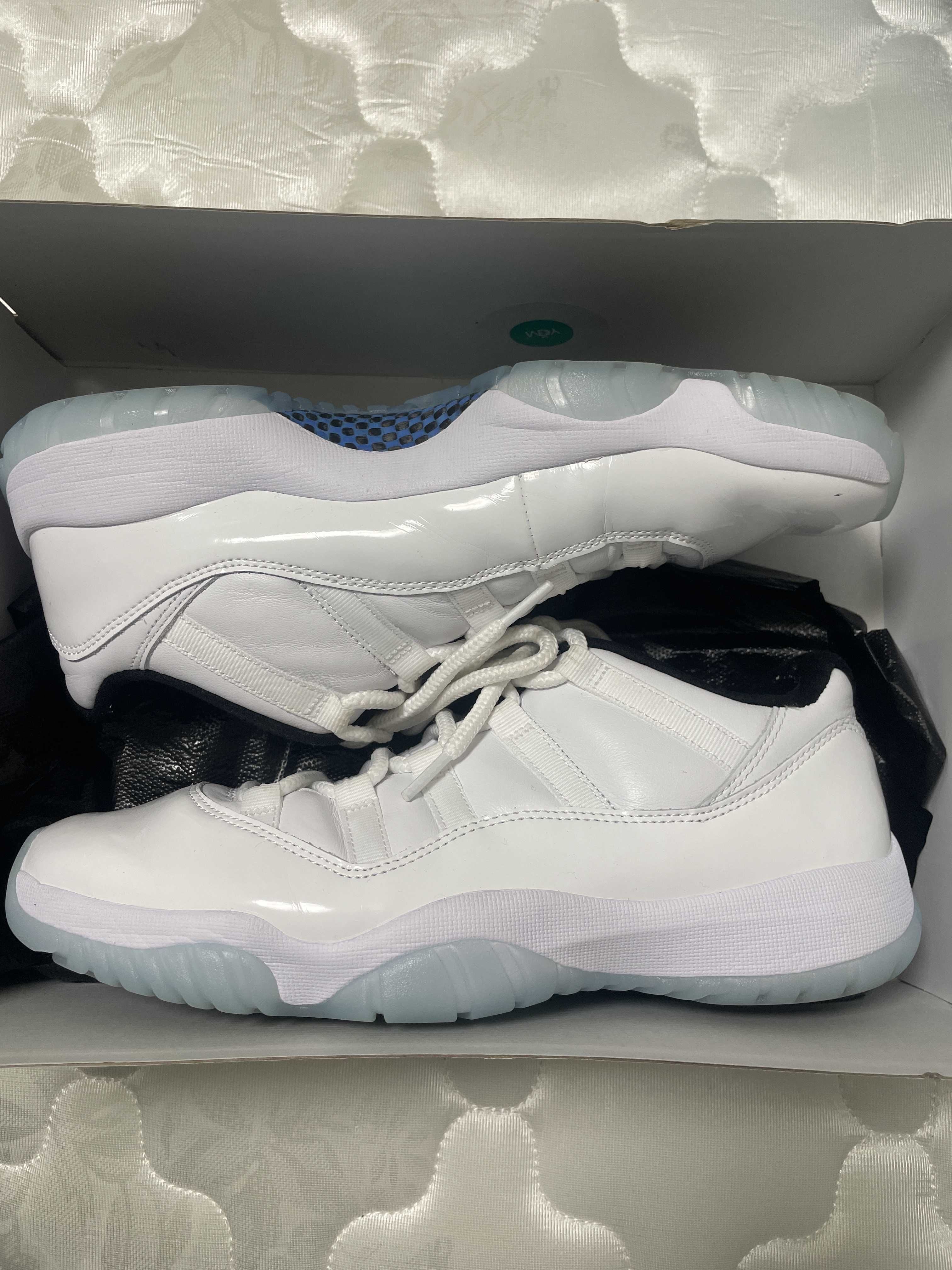 Nike Air Jordan 11 Low "Legend Blue"