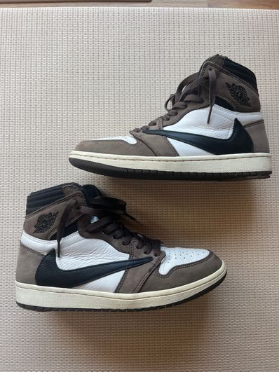 Travis Scott × Nike Air Jordan 1 Retro High OG TS SP "Sail/Dark Mocha"