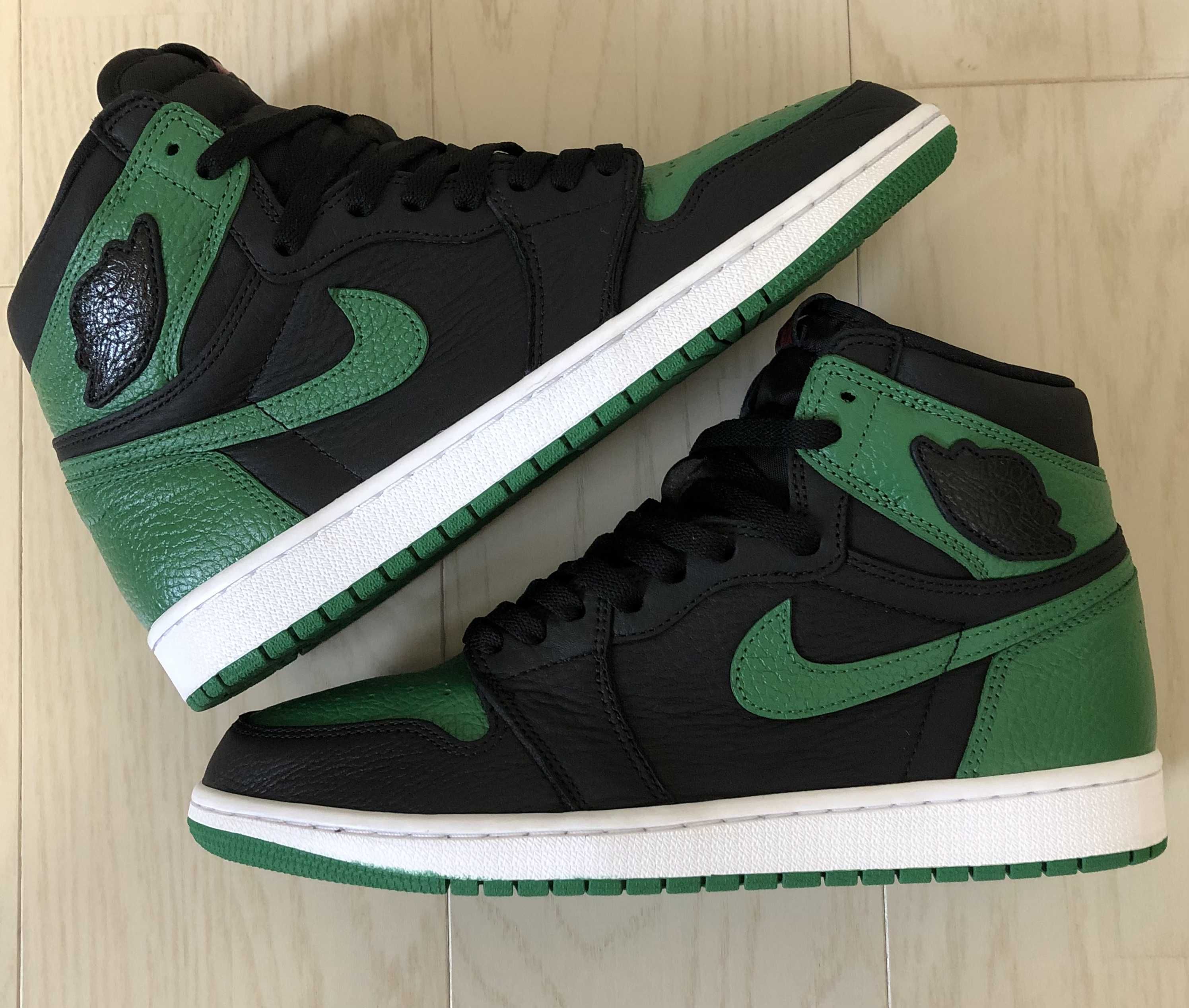 Nike Air Jordan 1 Retro High OG "Black/Pine Green" (2020)
