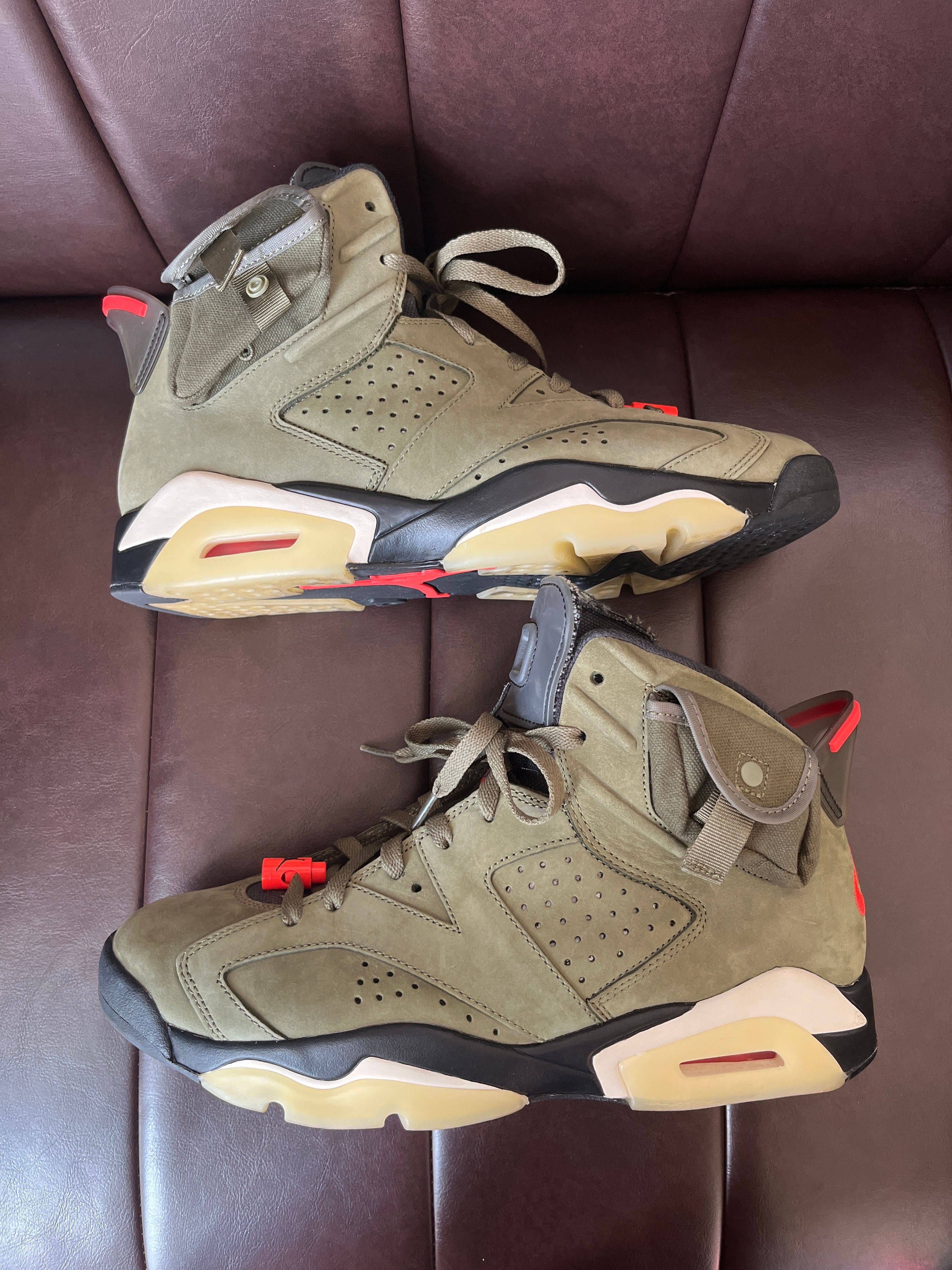 Travis Scott × Nike Air Jordan 6 Retro "Medium Olive"