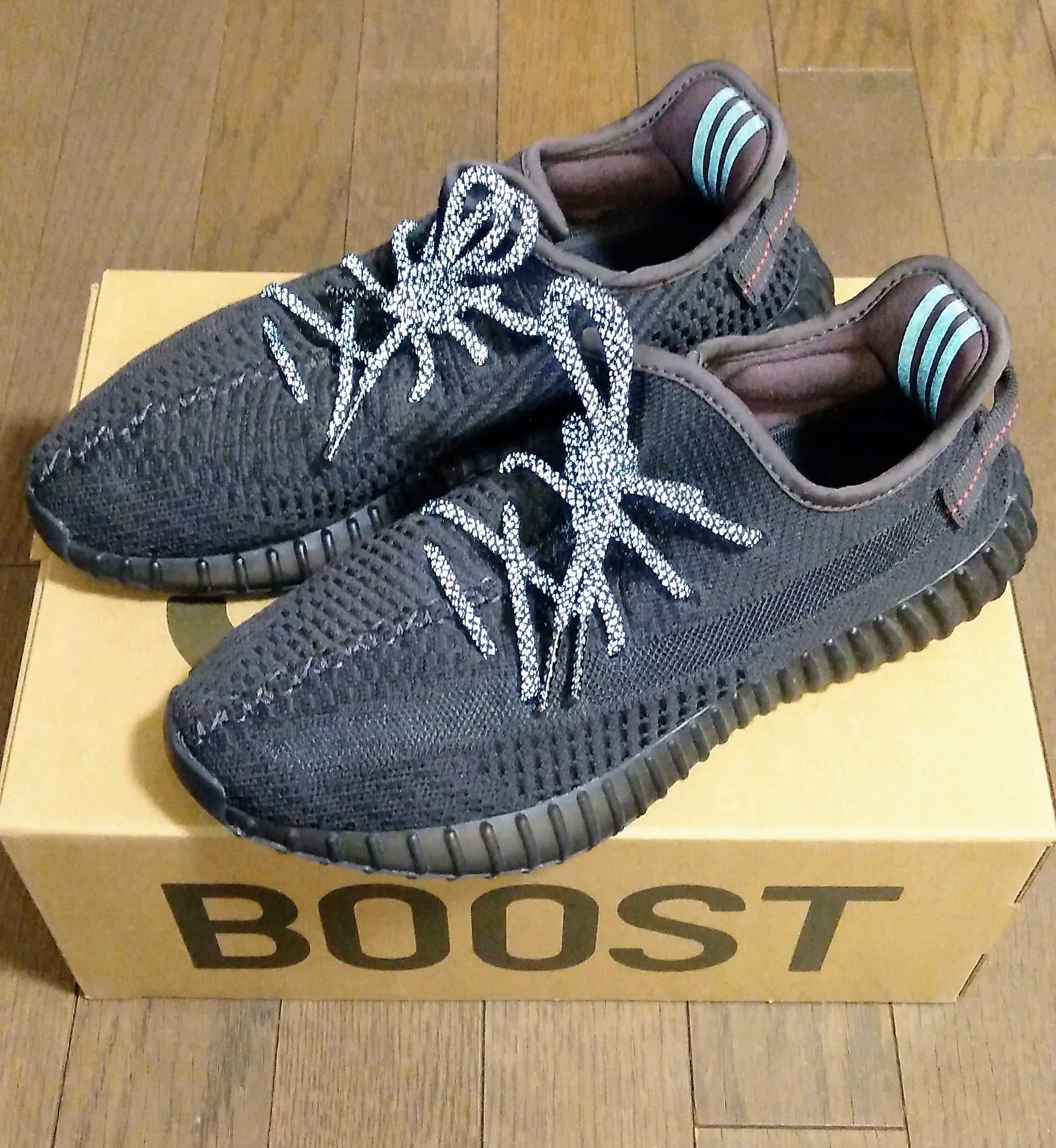 adidas YEEZY Boost 350 V2 "Black"