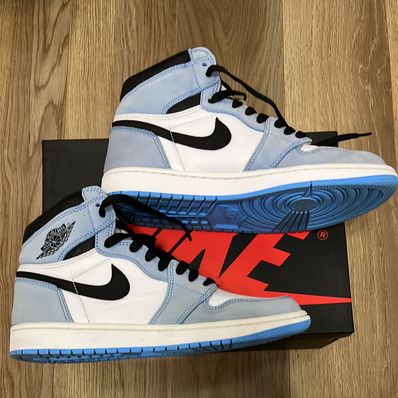 Nike Air Jordan 1 High OG "University Blue"
