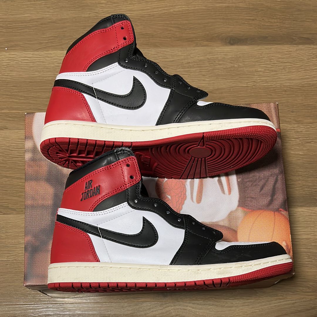 Nike Air Jordan 1 Retro High OG "Black Toe Reimagined"