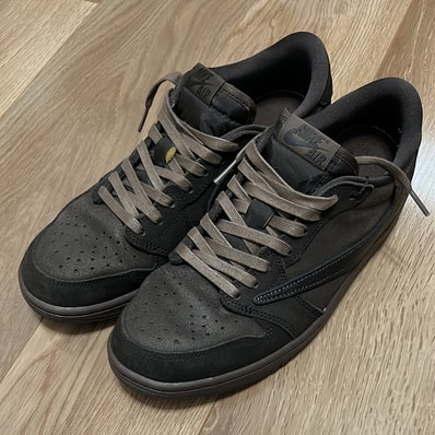 Travis Scott × Nike Air Jordan 1 Low OG SP "Velvet Brown and Dark Mocha"