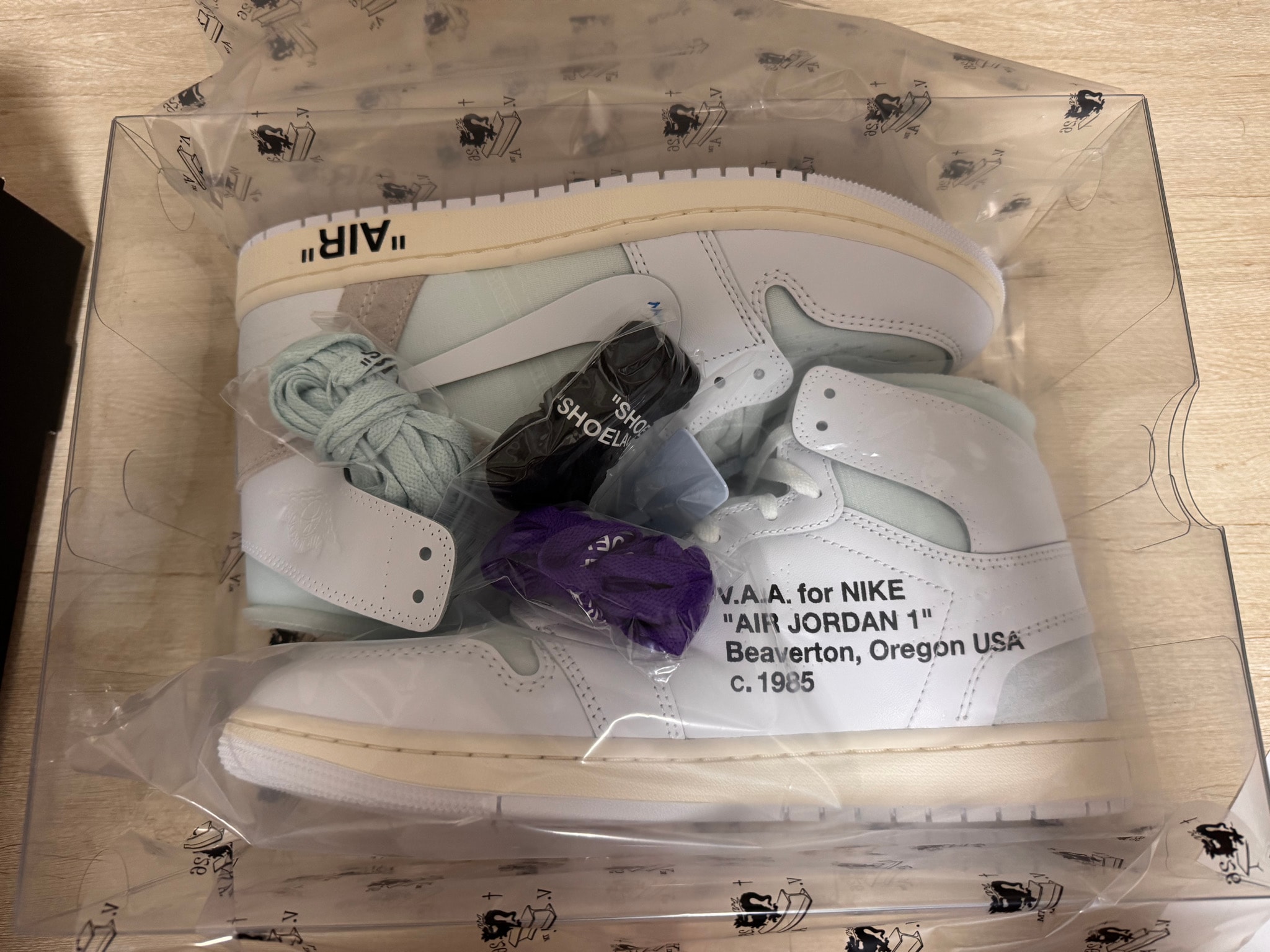 Virgil Abloh Archive (V.A.A.) × Nike Air Jordan 1 Retro High OG "Alaska"