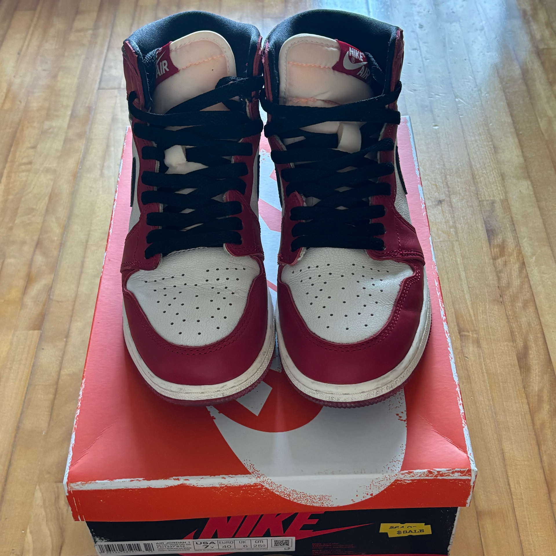 Nike GS Air Jordan 1 High OG "Lost & Found/Chicago"