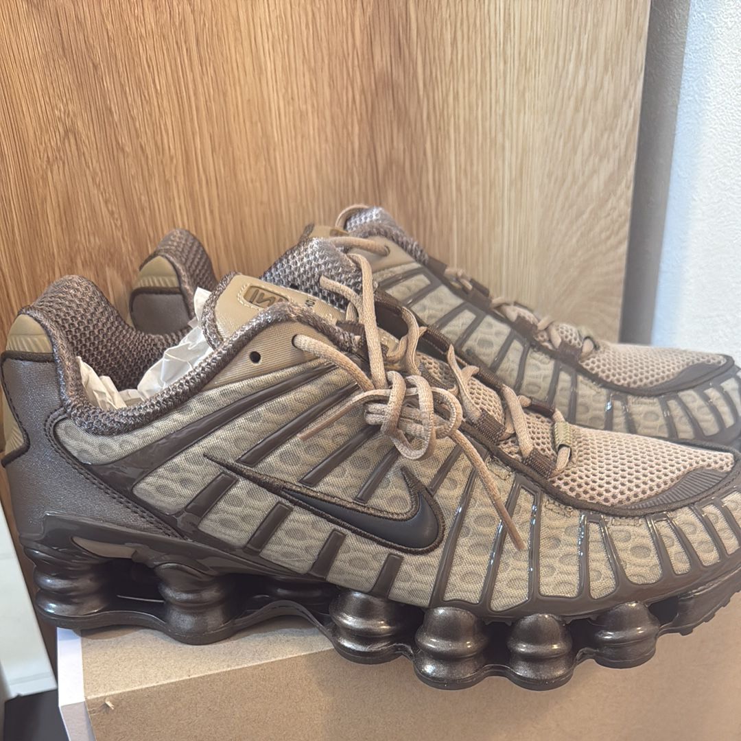 Nike Women's Shox TL "Khaki"