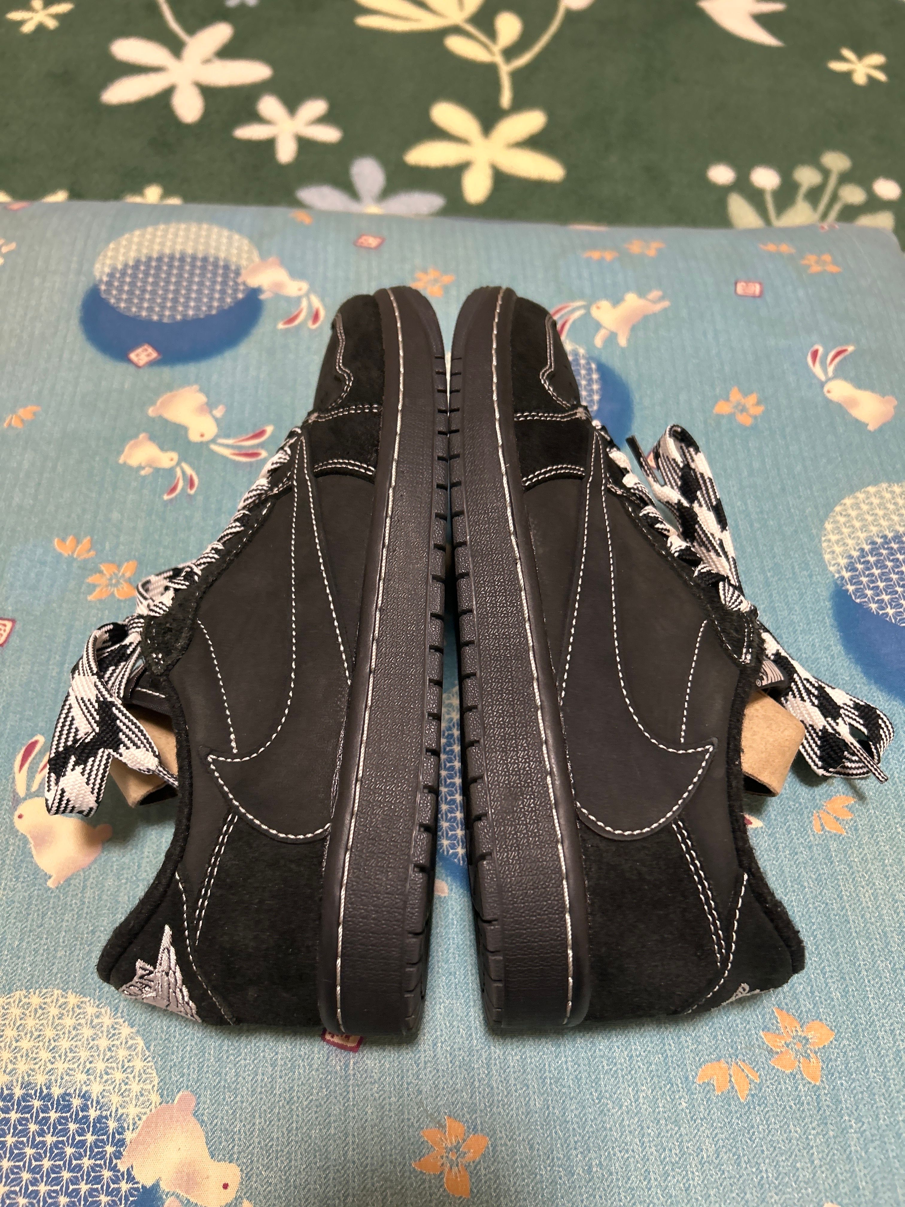 Travis Scott × Nike Air Jordan 1 Low OG SP "Black Phantom"