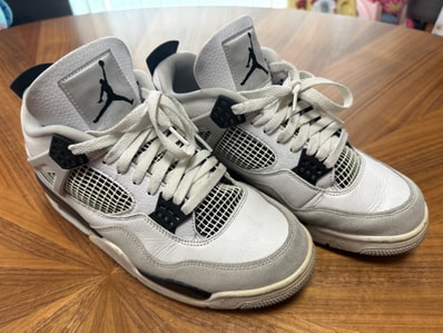 Nike Air Jordan 4 "Military Black"