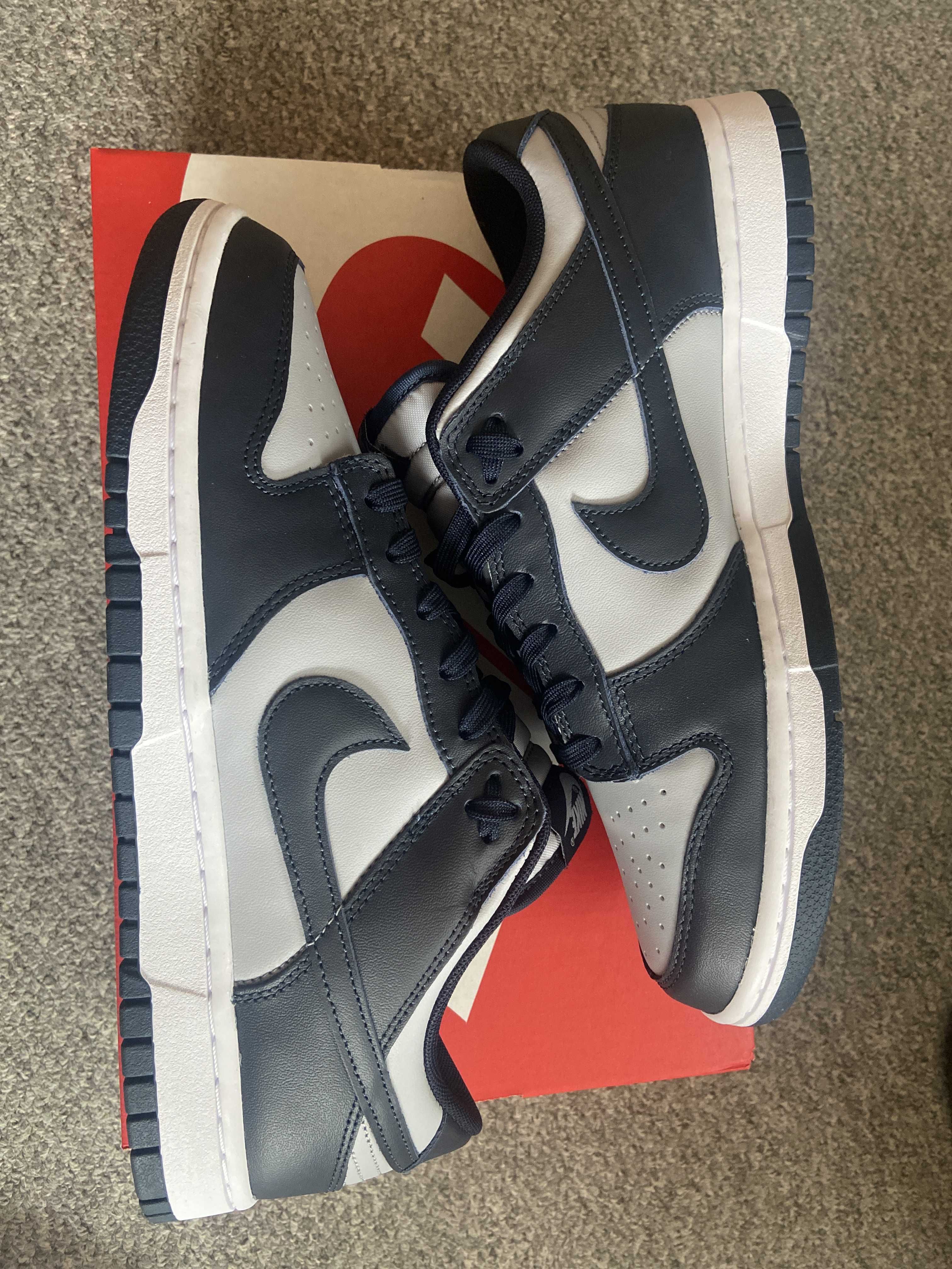 Nike Dunk Low "Championship Grey"