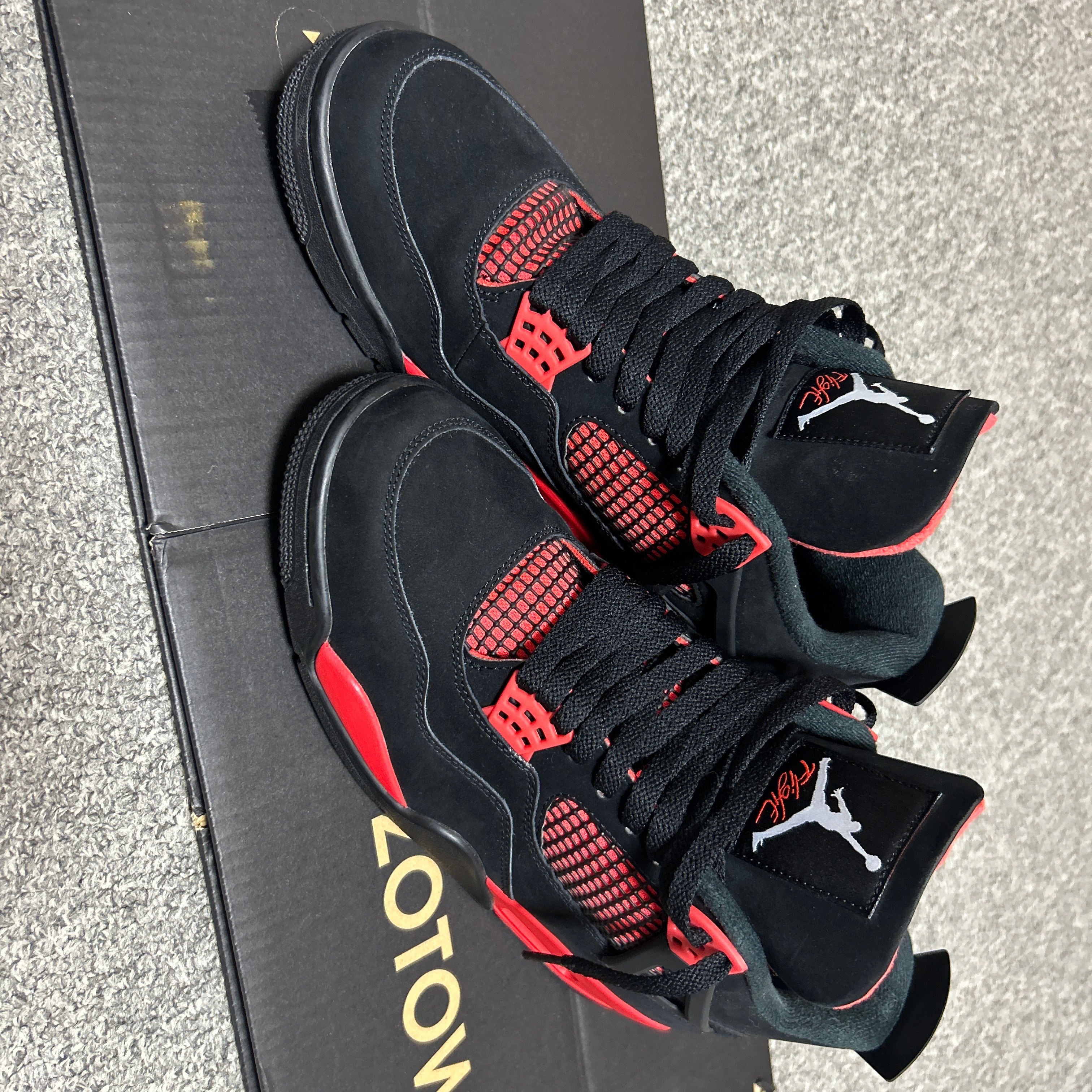 Nike Air Jordan 4 "Red Thunder/Crimson"