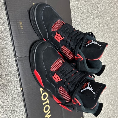Nike Air Jordan 4 "Red Thunder/Crimson"