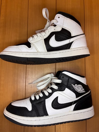 Nike Women's Air Jordan 1 Mid "Homage"