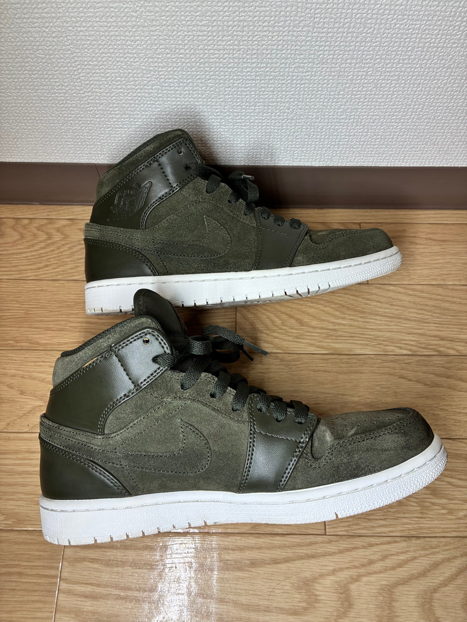 Nike Air Jordan 1 Retro Mid "Sequoia"