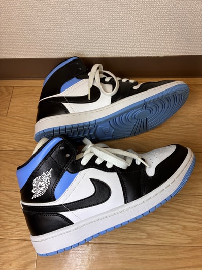 Nike Women's Air Jordan 1 Mid "Black/University Blue"