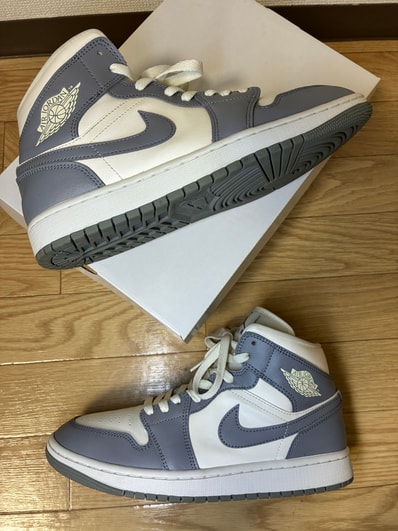 Nike Women's Air Jordan 1 Mid "Grey/Sail"
