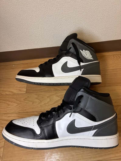 Nike Air Jordan 1 Mid "Black/White/Iron Grey"