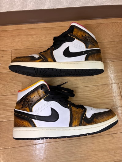 Nike Air Jordan 1 Mid "Wear Away"
