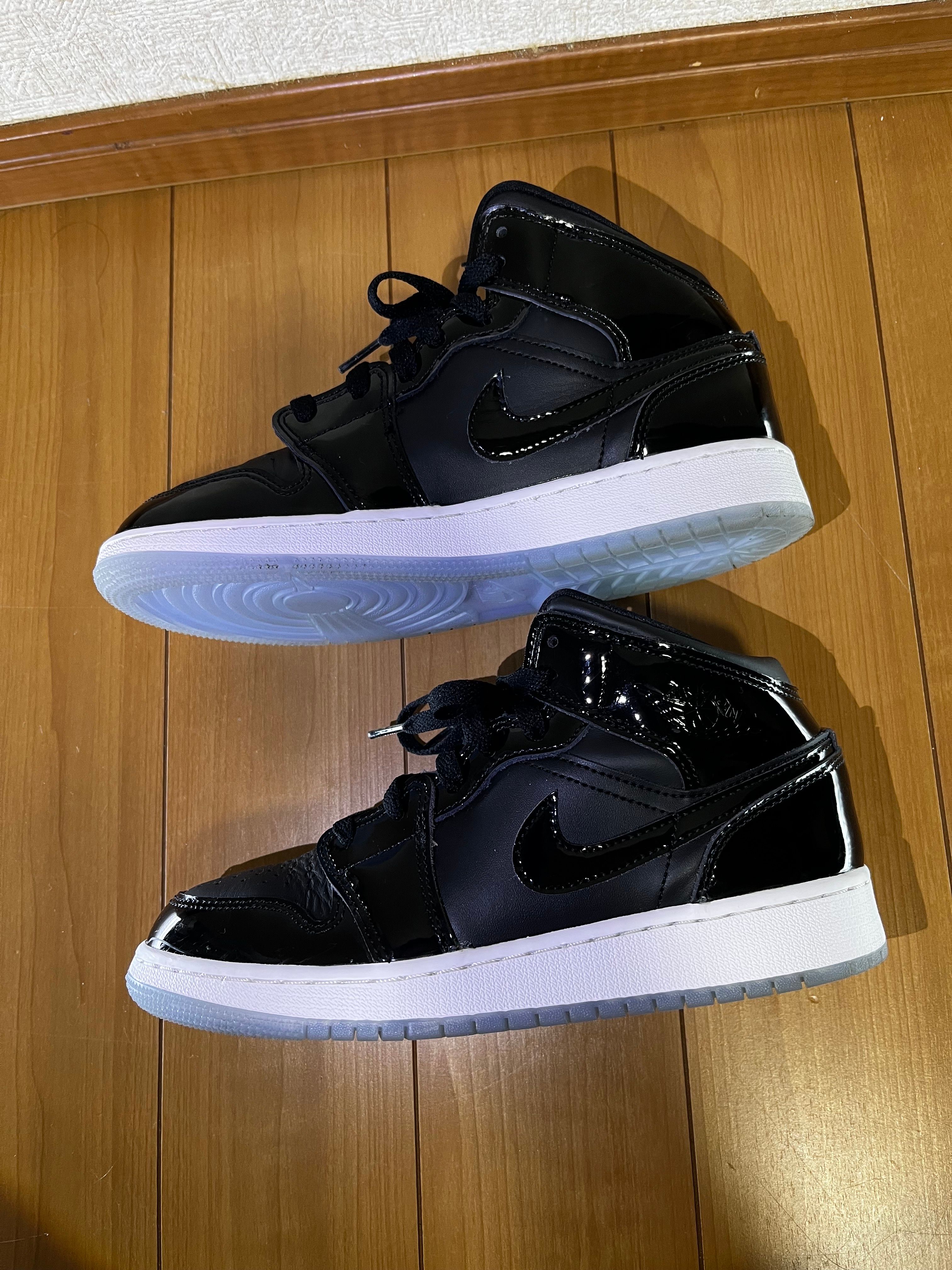 Nike GS Air Jordan 1 Mid "Space Jam"