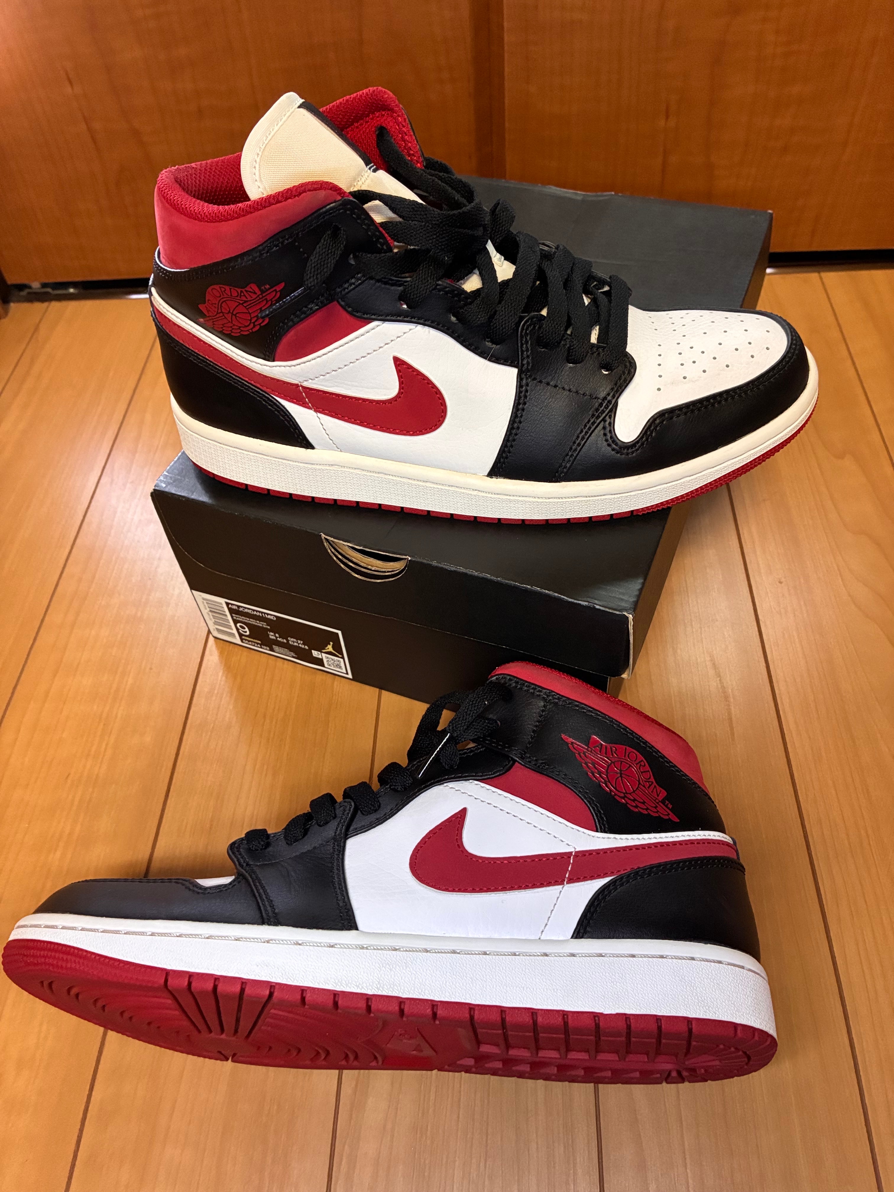 Nike Air Jordan 1 Mid "White/Gym Red Black"