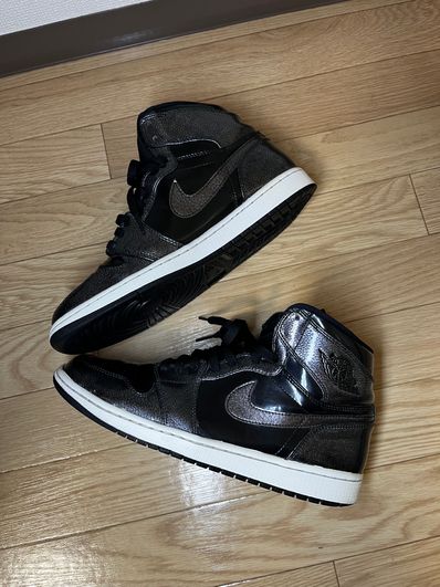 Nike Air Jordan 1 Retro High "Black Patent"