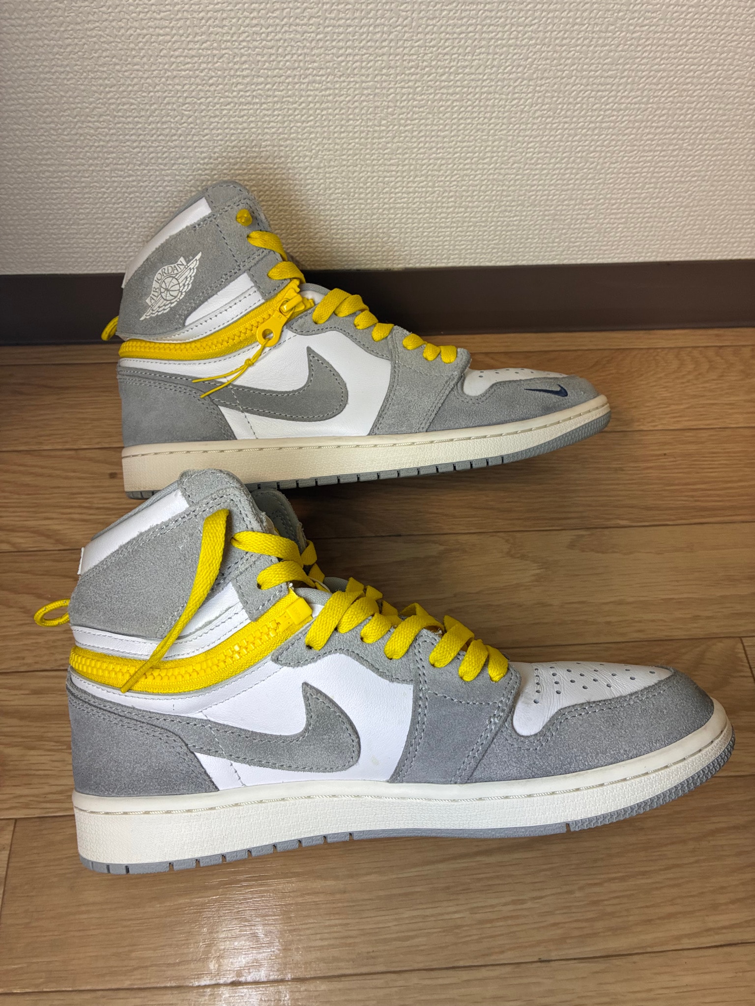 Nike Air Jordan 1 High Switch "Light Smoke Grey"