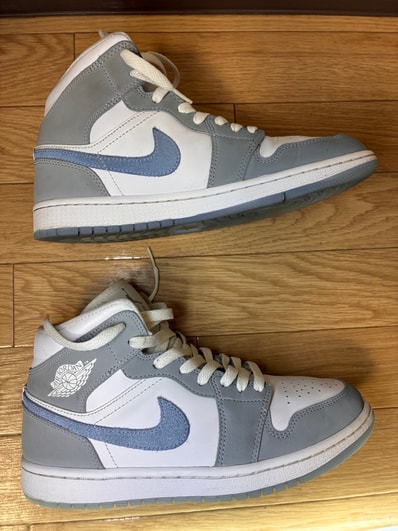 Nike Women's Air Jordan 1 Mid "Wolf Grey"