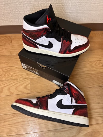 Nike Air Jordan 1 Mid "Wear Away"