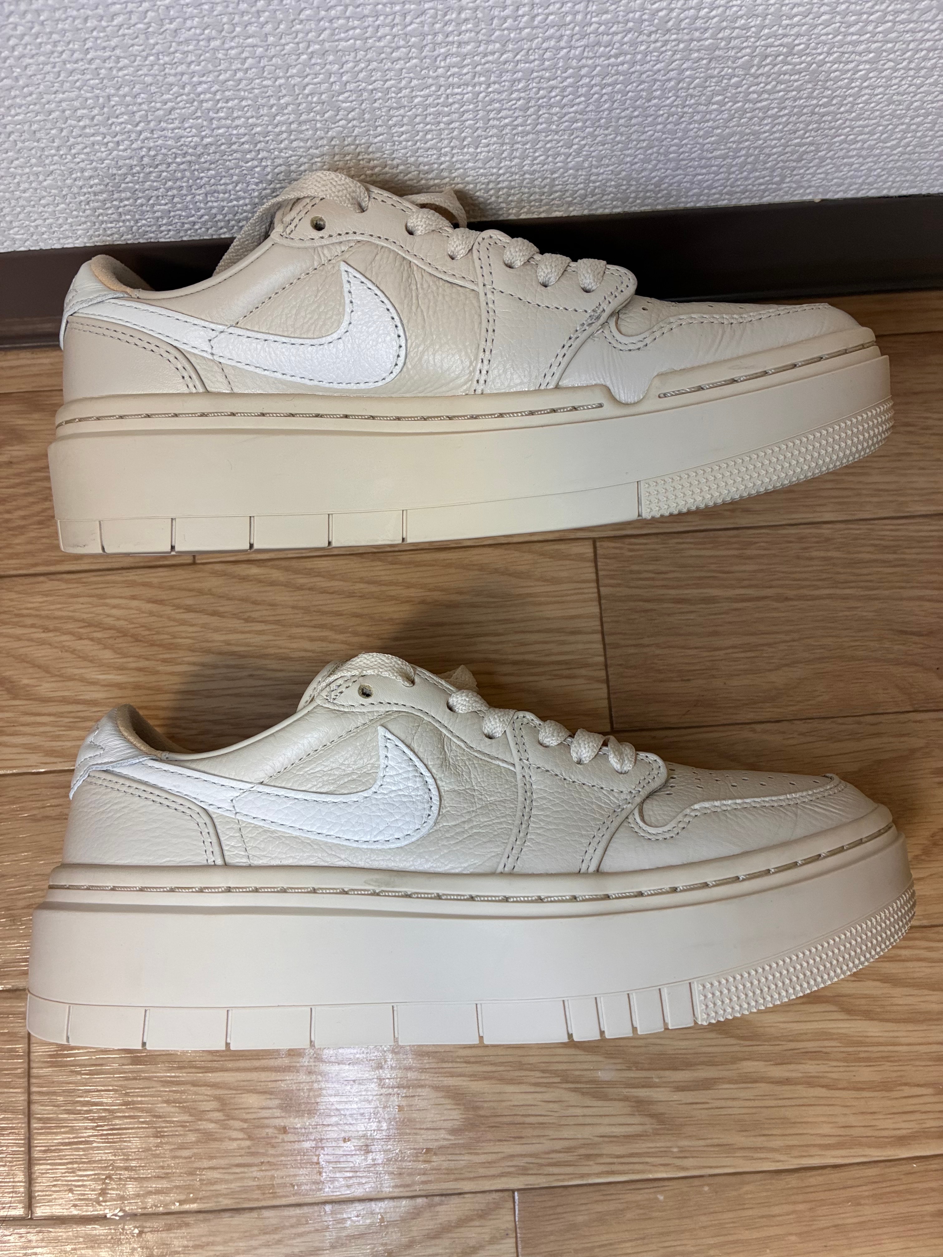 ナイキ ウィメンズ エアジョーダン1 エレベート "ココナッツミルク"