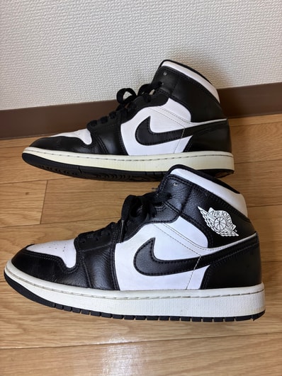 Nike Women's Air Jordan 1 Mid "Black/White"