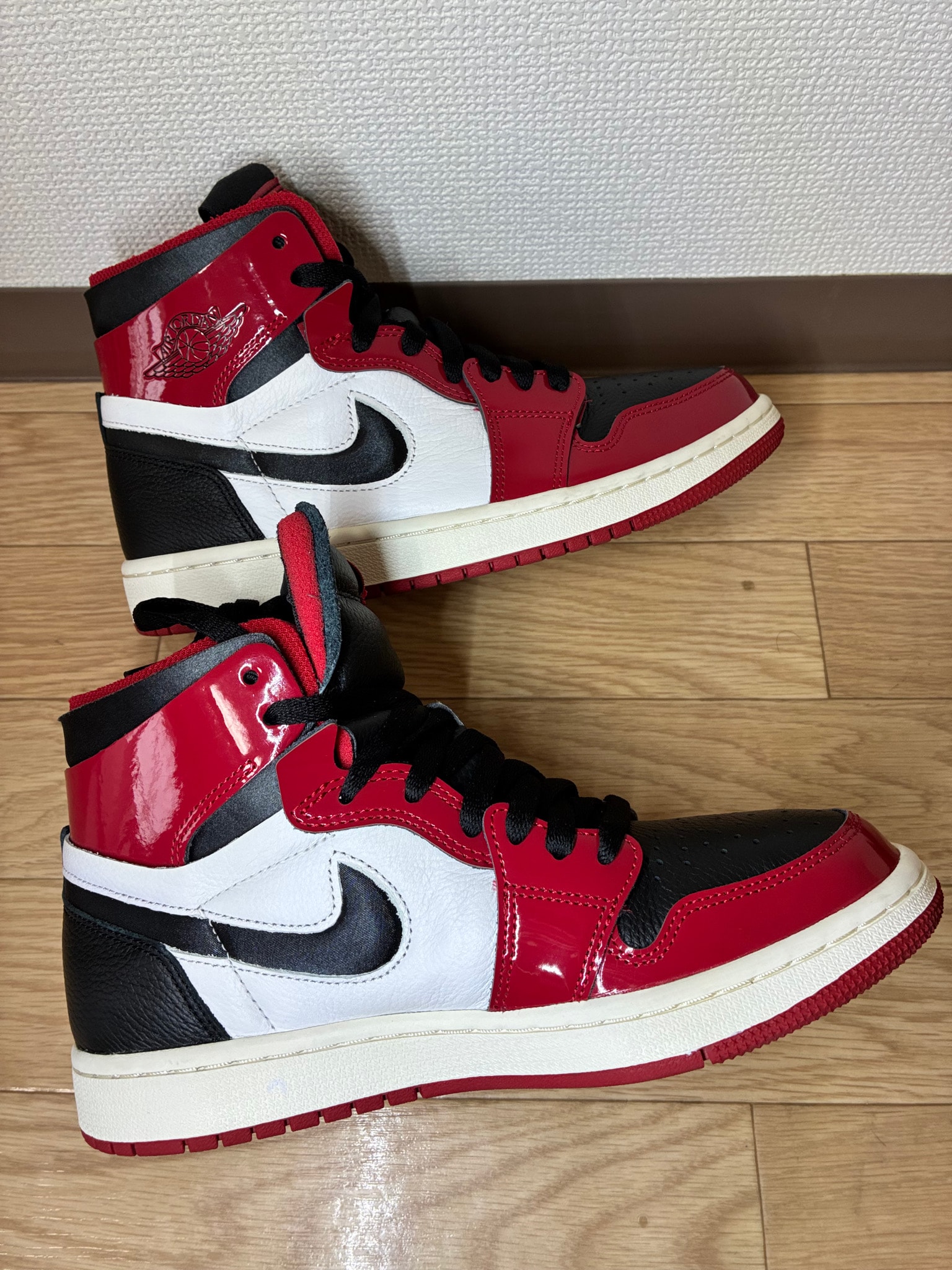 Nike Women's Air Jordan 1 High ZOOM "Chicago"