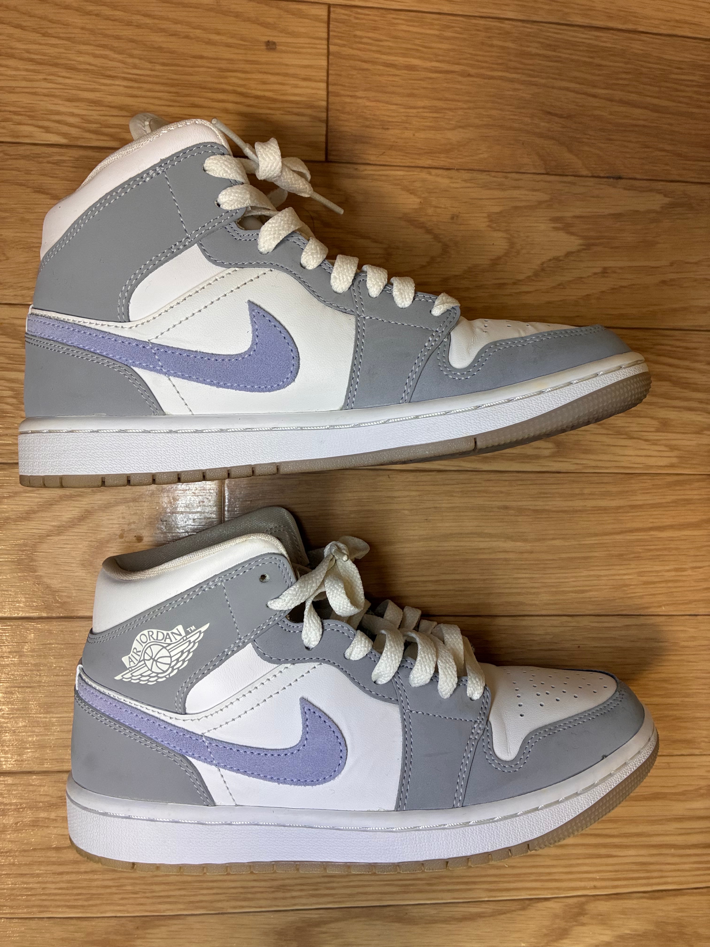 ナイキ ウィメンズ エアジョーダン1 ミッド "ウルフグレー"