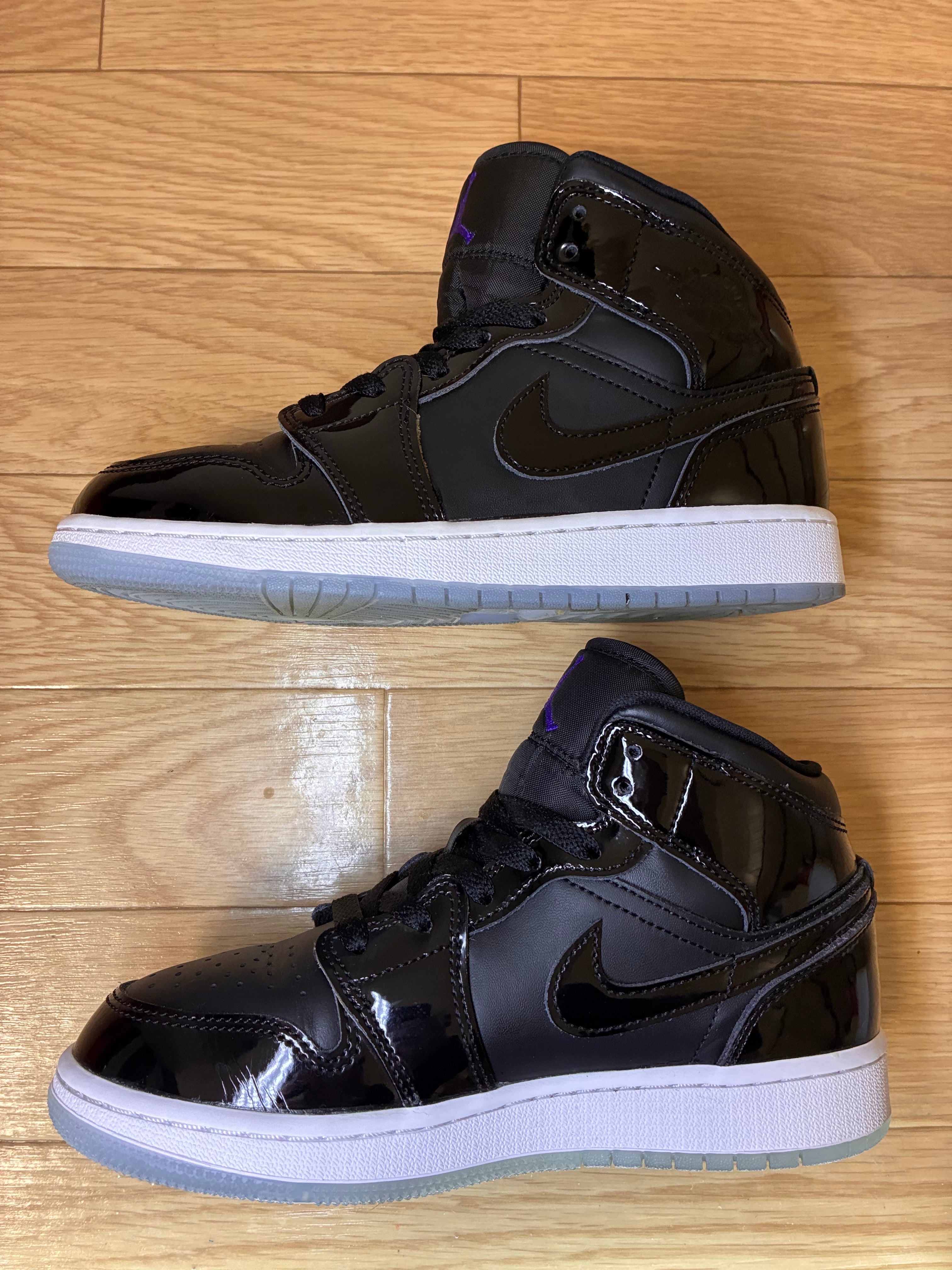 ナイキ GS エアジョーダン1 ミッド "スペースジャム"