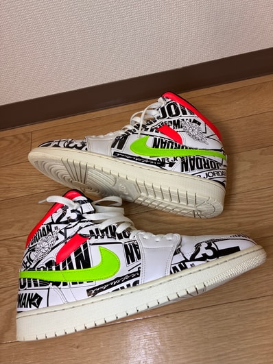 Nike Air Jordan 1 Mid "All Over Logos"