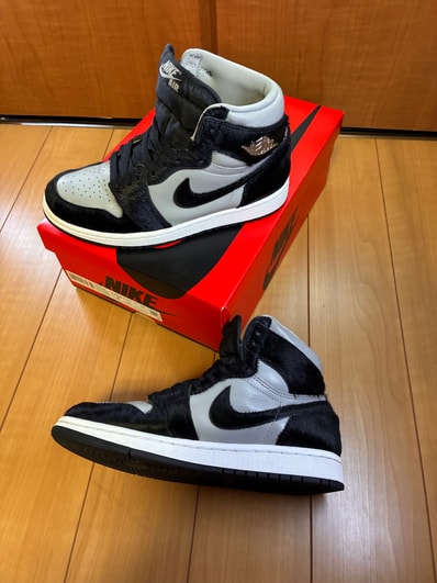 Nike Women's Air Jordan 1 Retro High OG "Medium Grey"