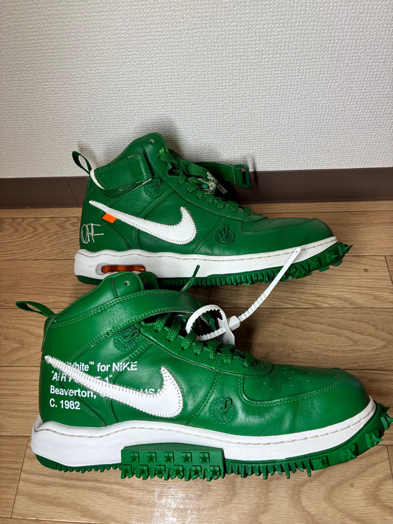 Off-White × Nike Air Force 1 Mid SP LTHR "Pine Green"