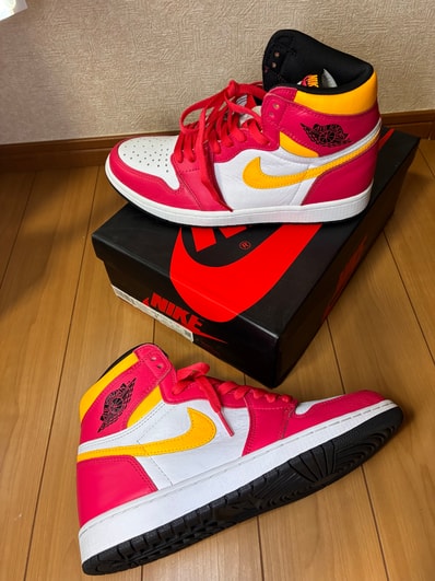 Nike Air Jordan 1 High OG "Light Fusion Red"