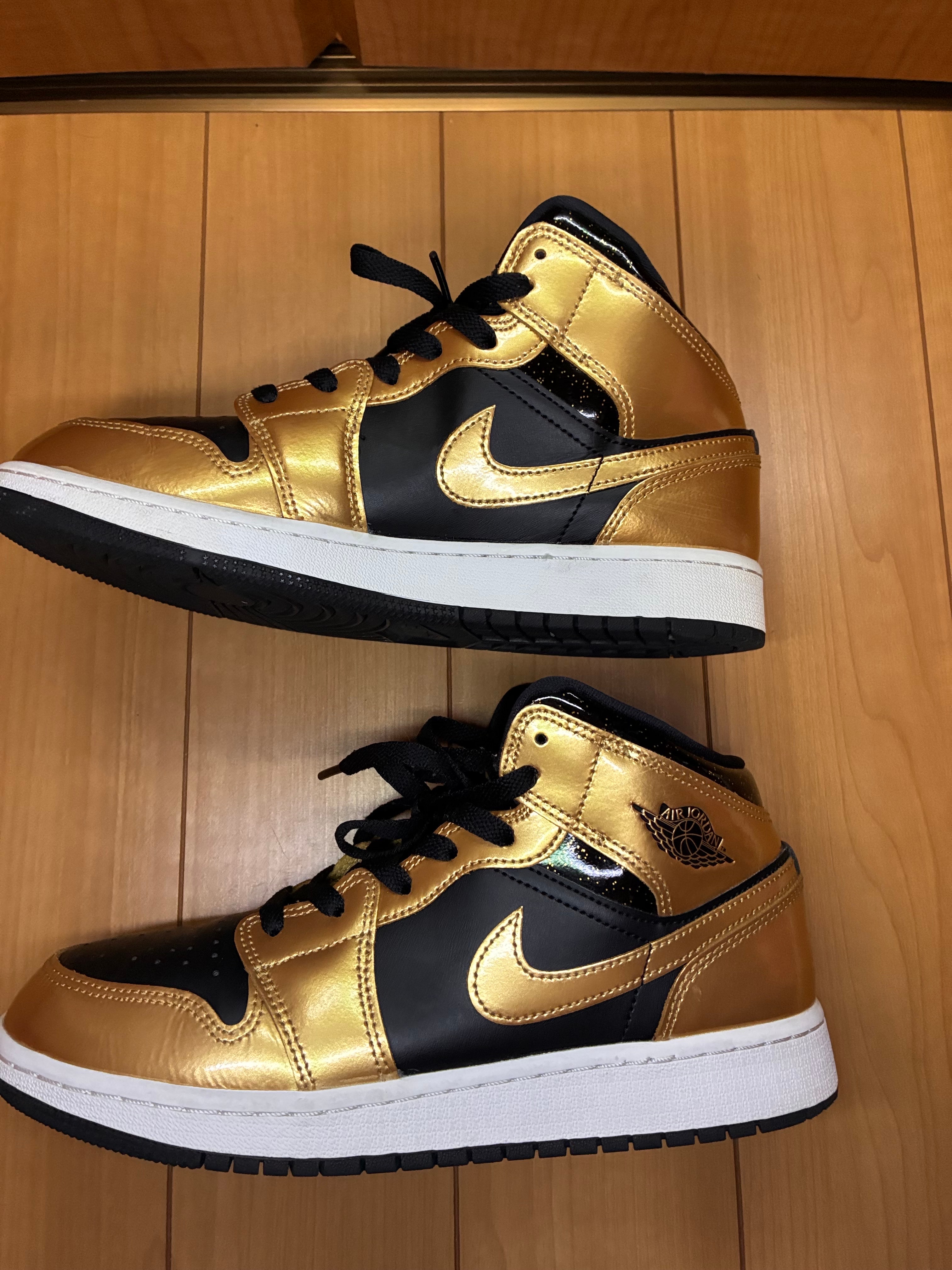 Nike GS Air Jordan 1 Mid "Glitter"