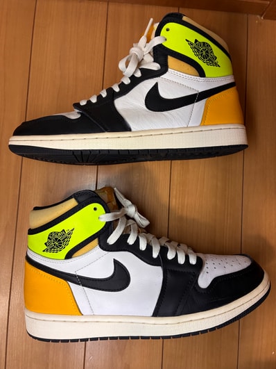 Nike Air Jordan 1 High OG "Volt Gold"