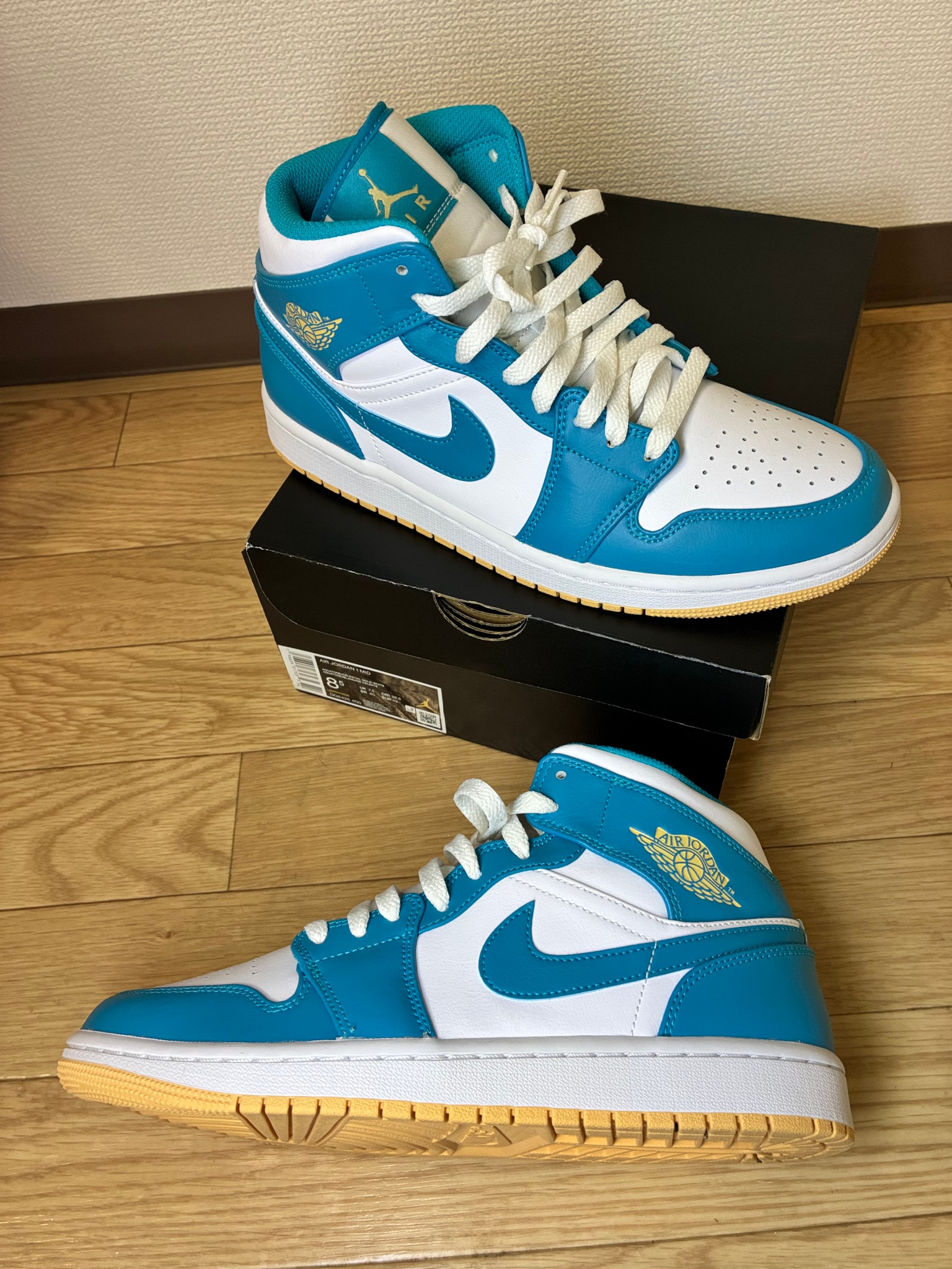 Nike Air Jordan 1 Mid "Aquatone"