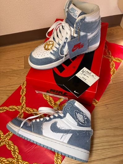 Nike Women's Air Jordan 1 High OG "Denim"
