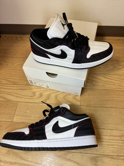 Nike Women's Air Jordan 1 Low SE UTL "Black/White/Gym Red"