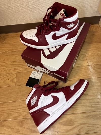 Nike Air Jordan 1 Retro High OG "Artisanal Red"