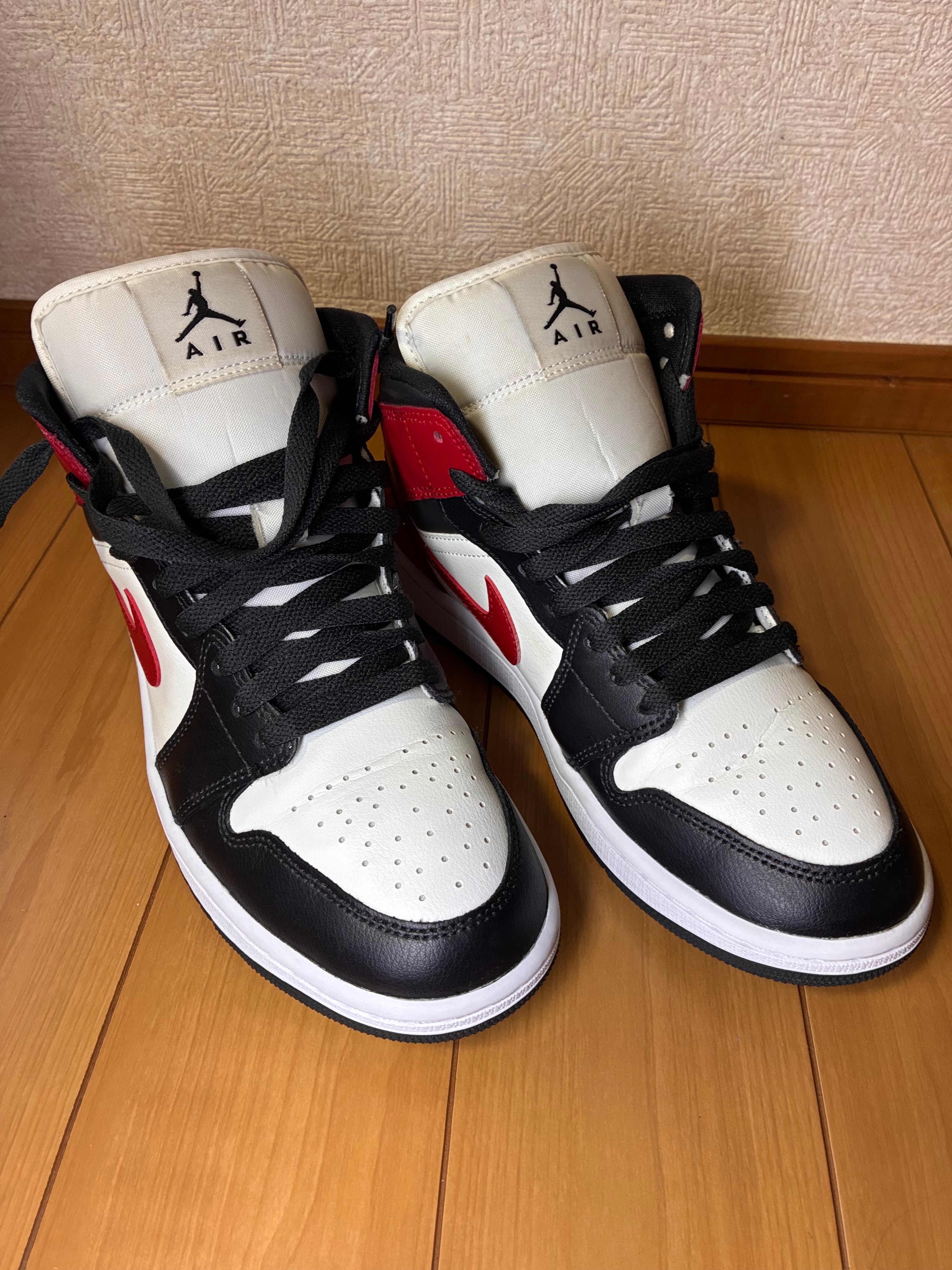 B (目立った傷や汚れなし)】ナイキ ウィメンズ エアジョーダン1 ミッド