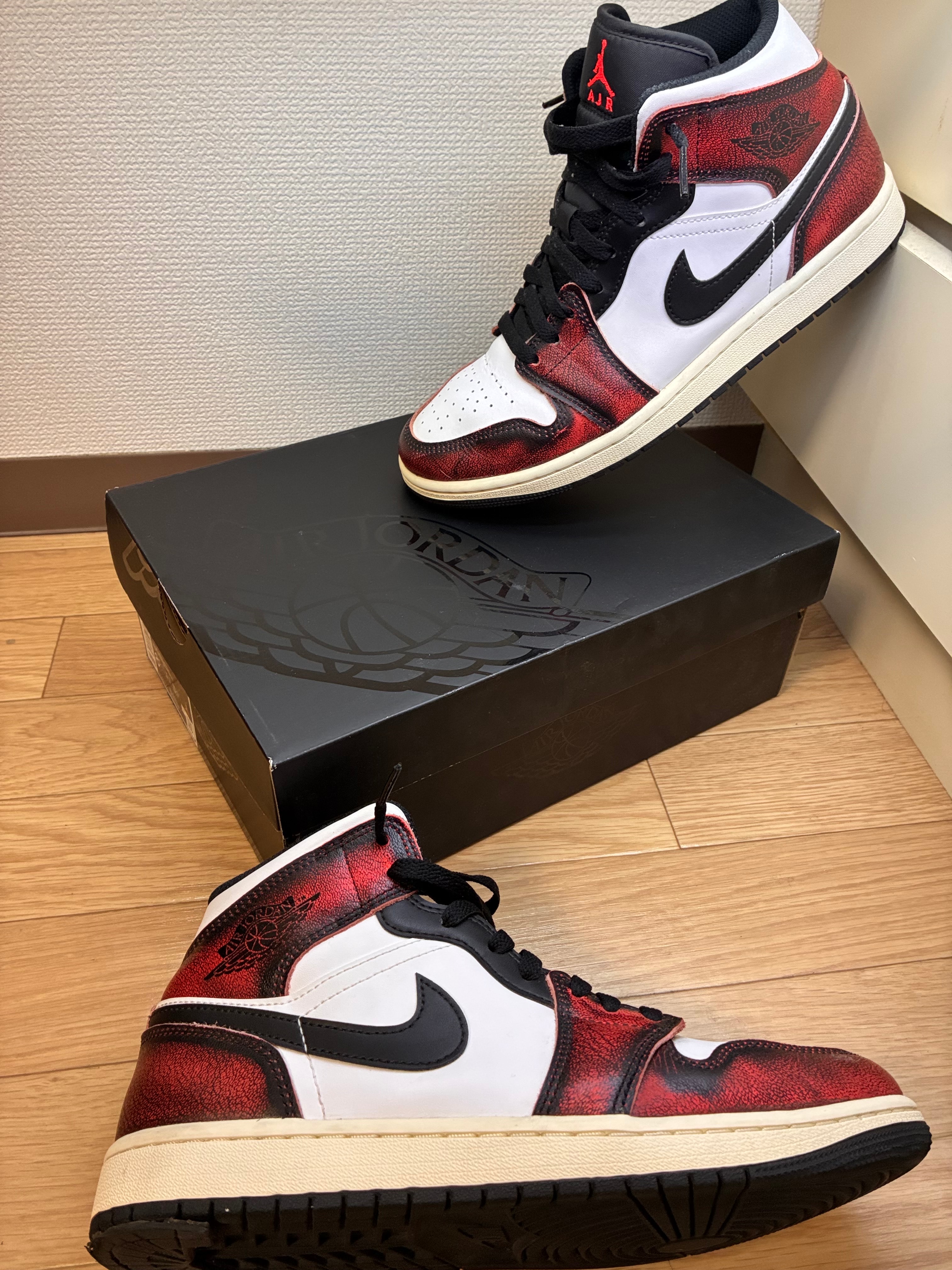 Nike Air Jordan 1 Mid "Wear Away"