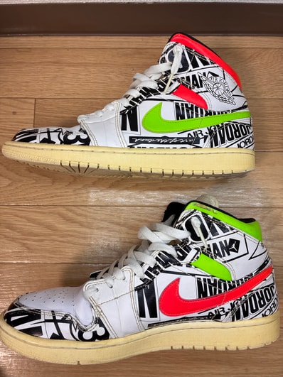 Nike Air Jordan 1 Mid "All Over Logos"