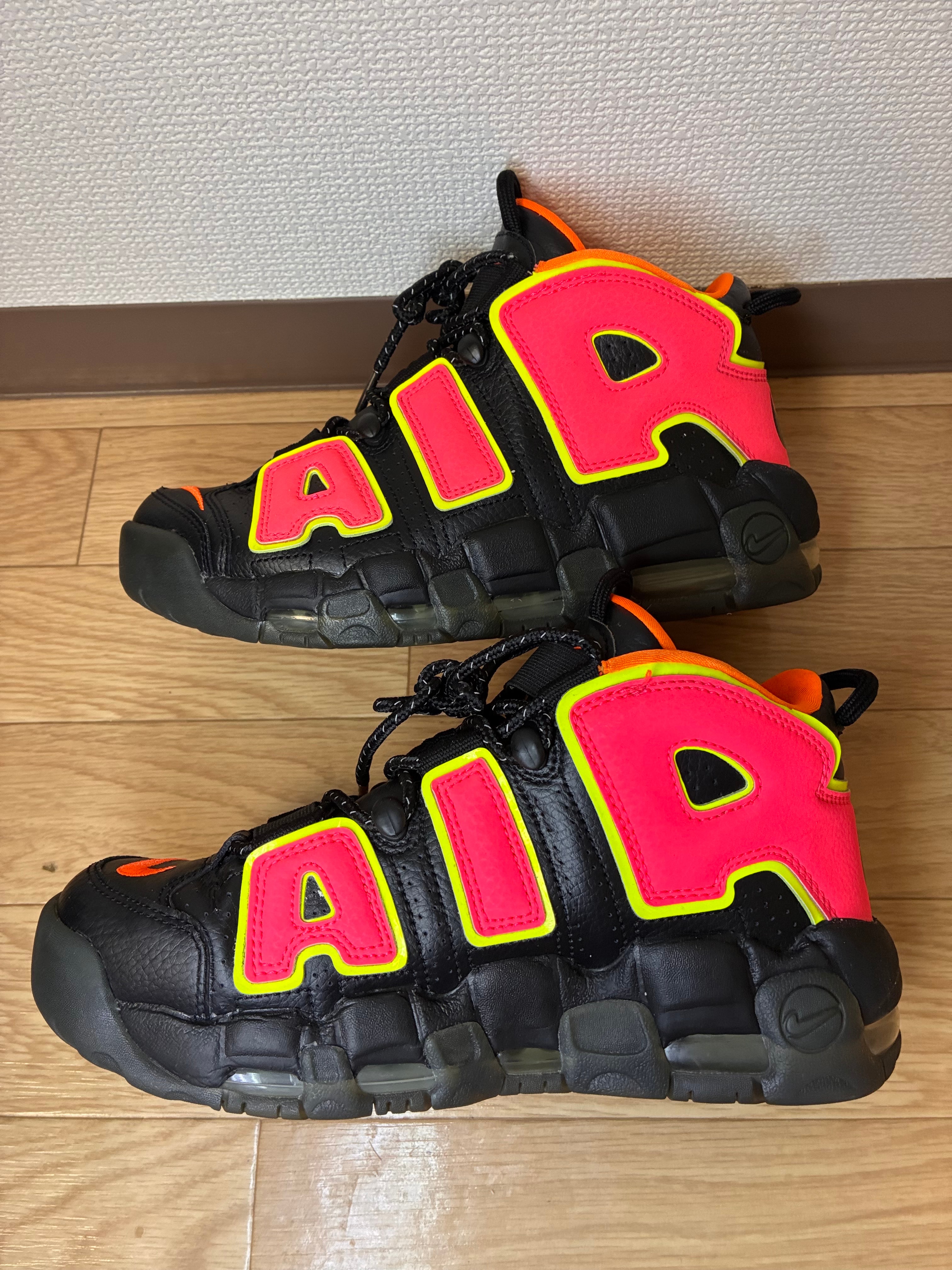 NIKE Women's AIR MORE UPTEMPO "HOT PUNCH"