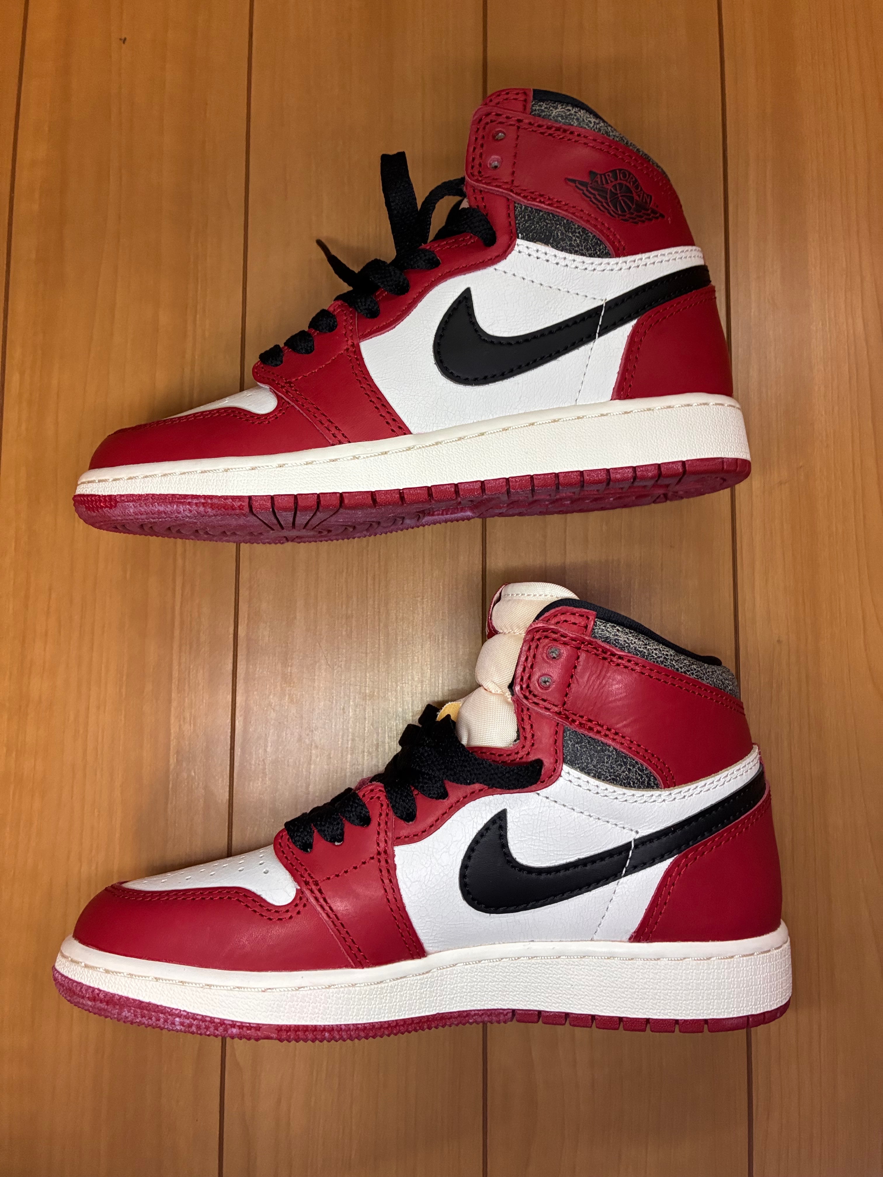 Nike GS Air Jordan 1 High OG "Lost & Found/Chicago"