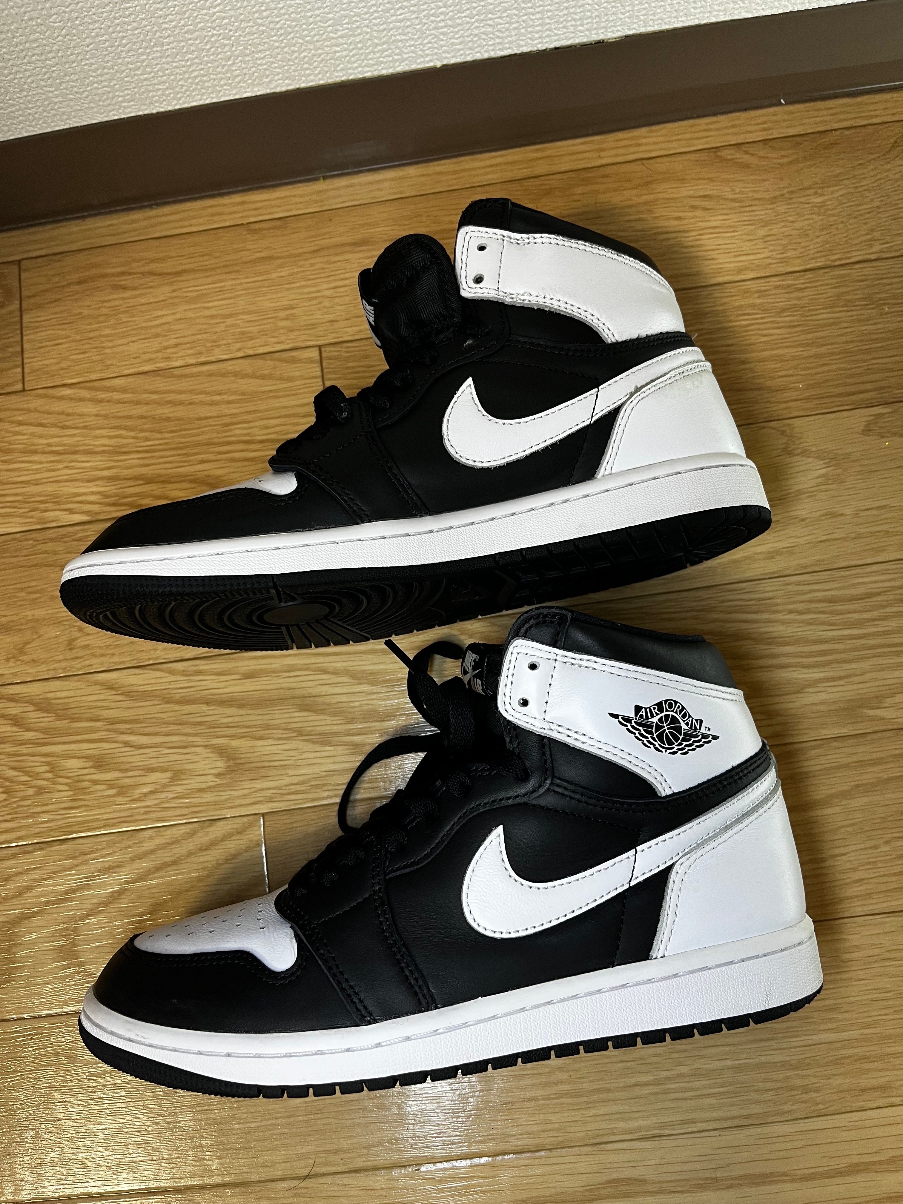 Nike Air Jordan 1 Retro High OG "Black/White"