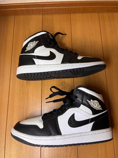Nike Women's Air Jordan 1 Mid "Homage"